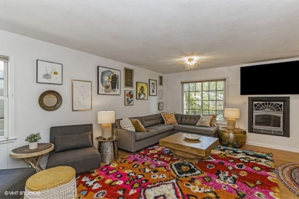 Photo of Livingroom in University Heights