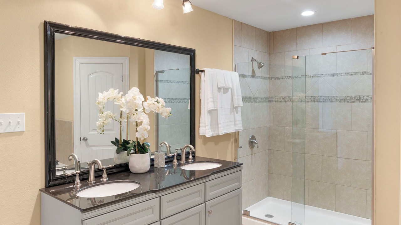 Photo of Bathroom in Indian Shores