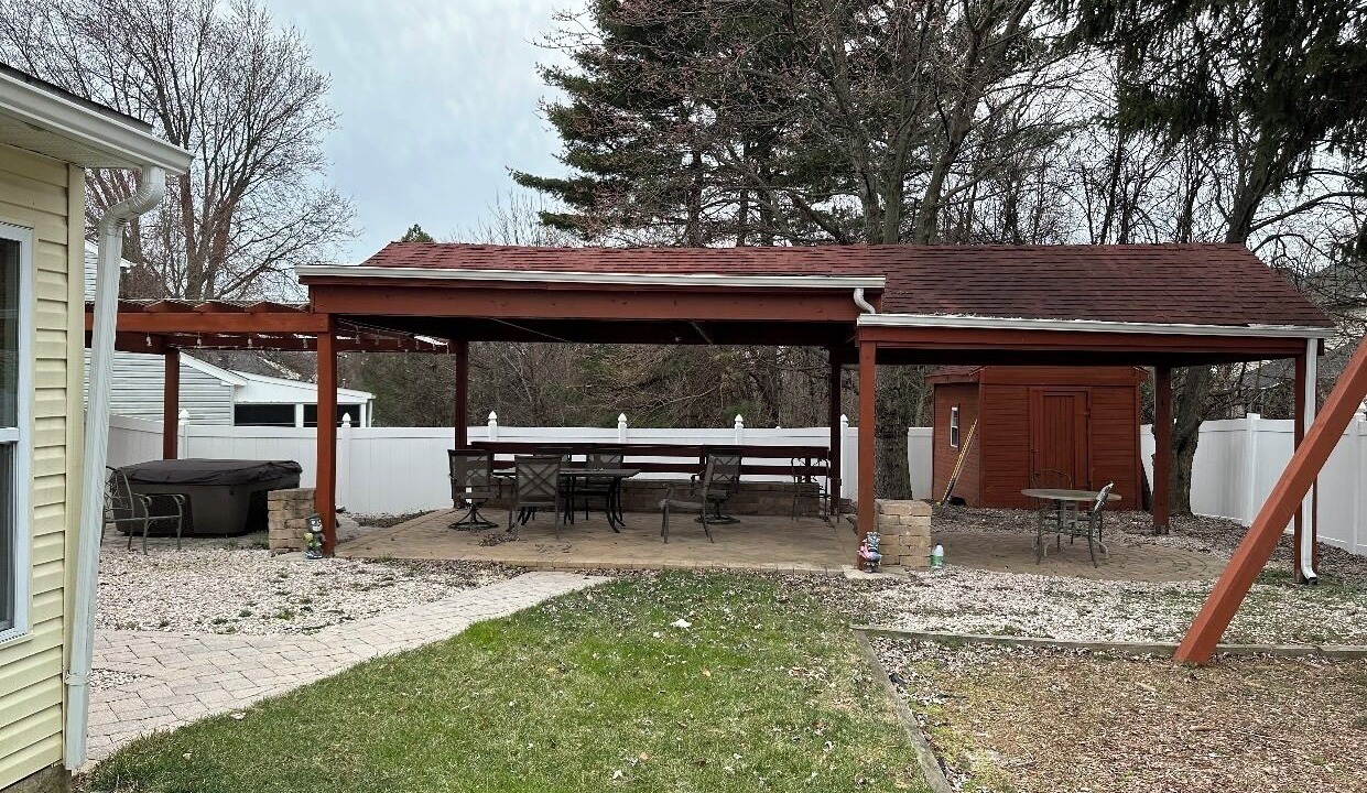 Photo of Outdoor in Bear