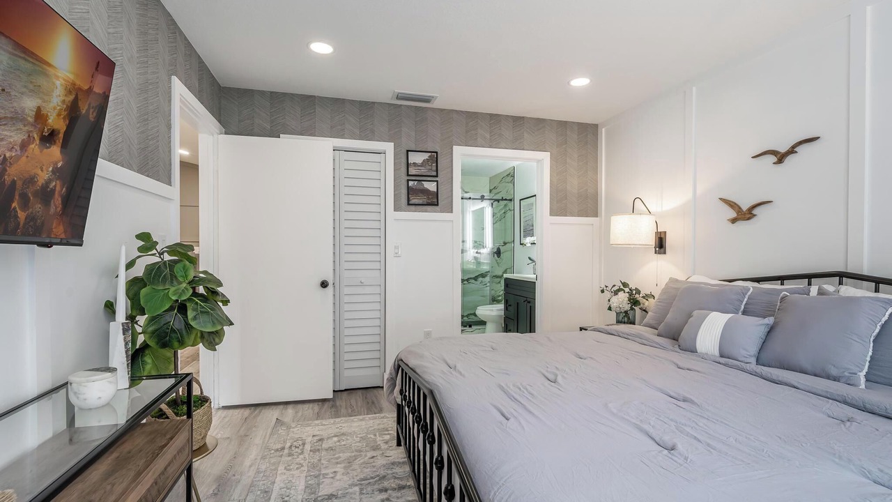 Photo of Bedroom in Davie