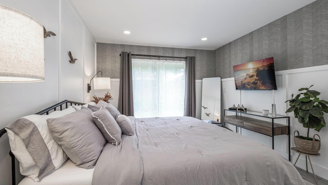 Photo of Bedroom in Davie