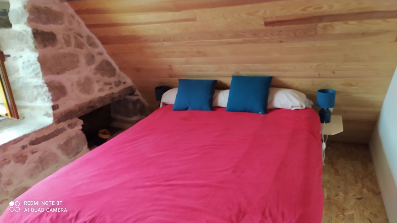 Photo of Bedroom in Erce
