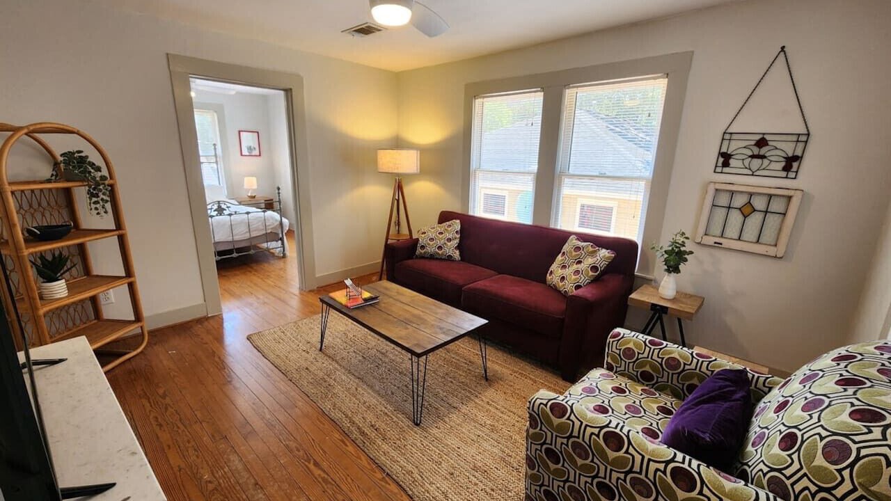 Photo of Livingroom in Greater Heights