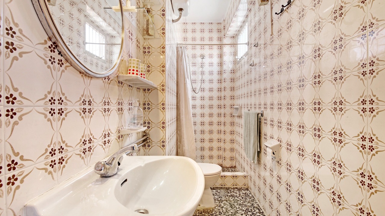 Photo of Bathroom in Jerica