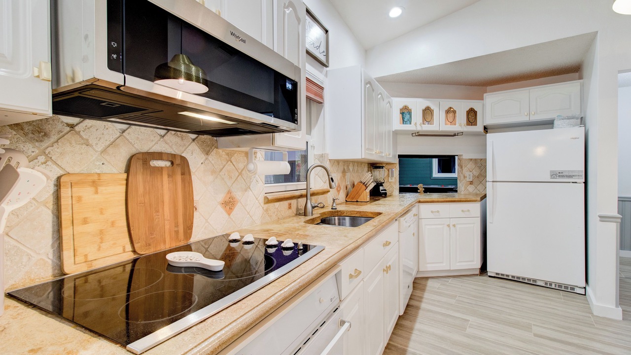 Photo of Kitchen in Trailer Estates