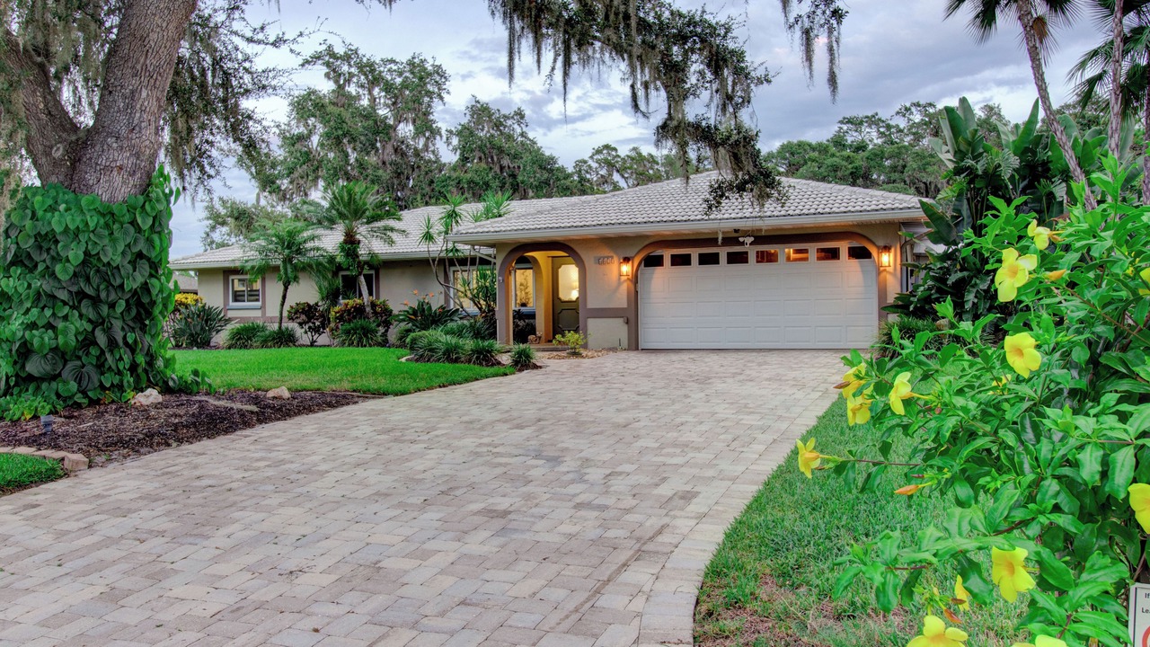 Photo of Outdoor in Trailer Estates