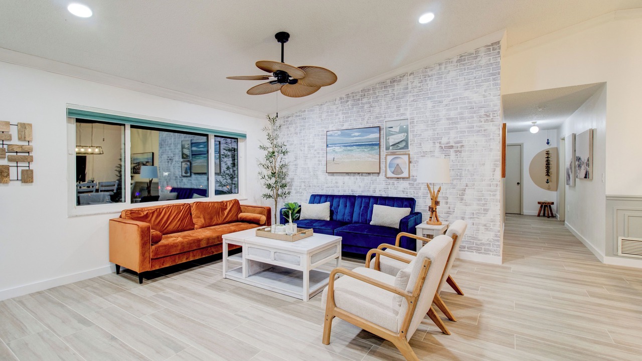 Photo of Livingroom in Trailer Estates