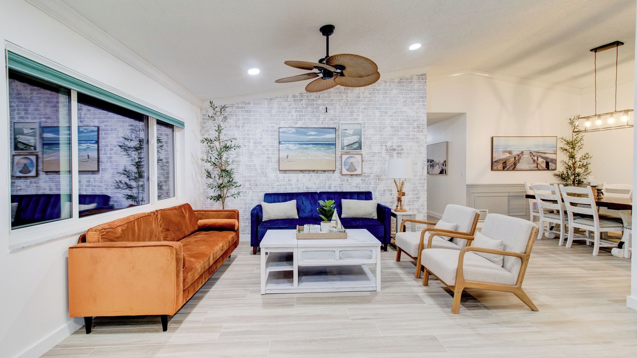 Photo of Livingroom in Trailer Estates