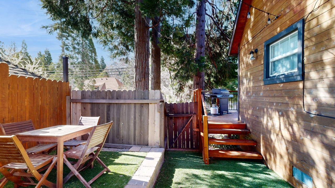 Photo of Outdoor in Cedar Glen
