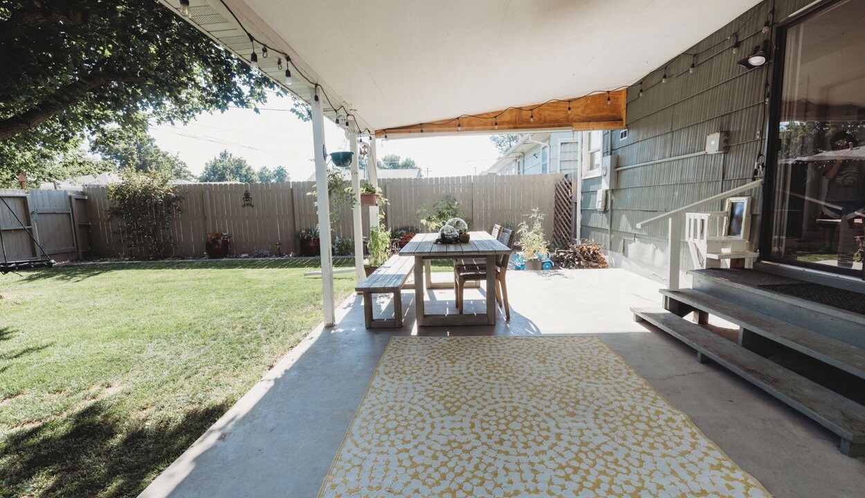 Photo of Outdoor in Central - Terry