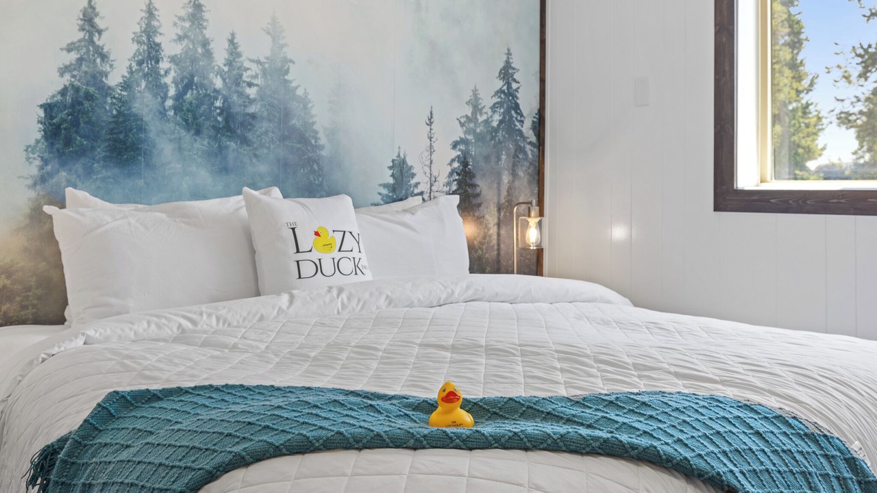 Photo of Bedroom in West Yellowstone