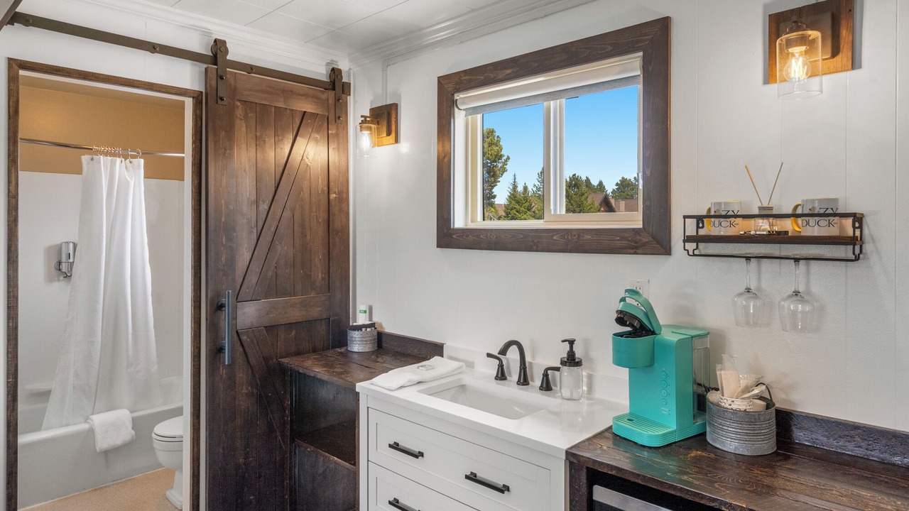 Photo of Bathroom in West Yellowstone