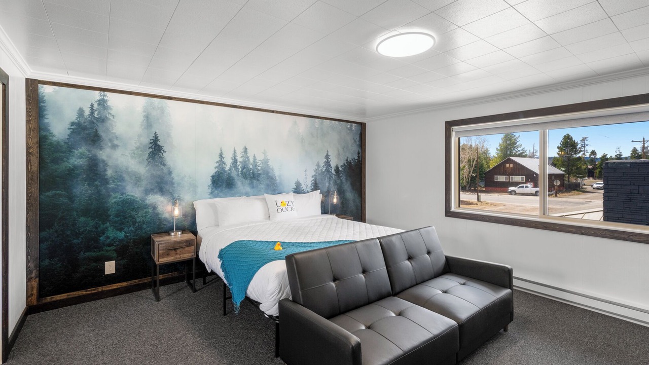 Photo of Bedroom in West Yellowstone