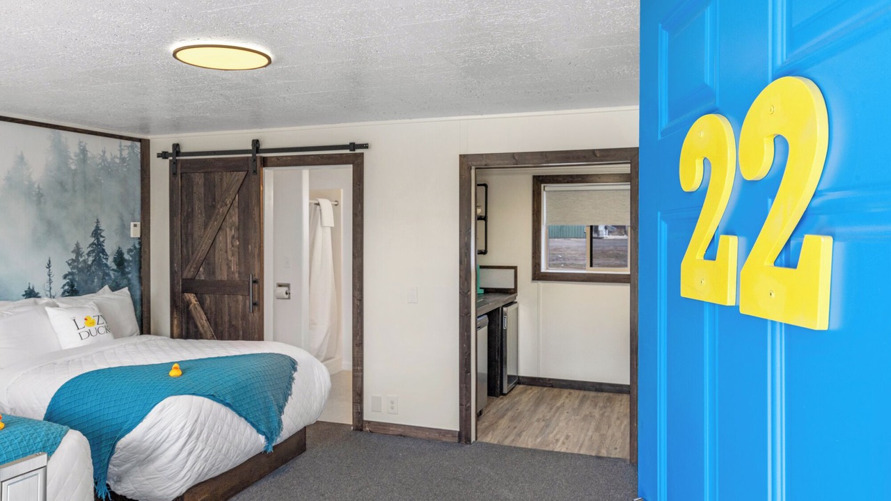 Photo of Bedroom in West Yellowstone