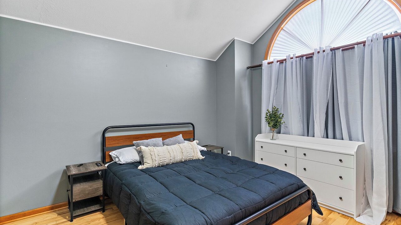 Photo of Others in Columbus