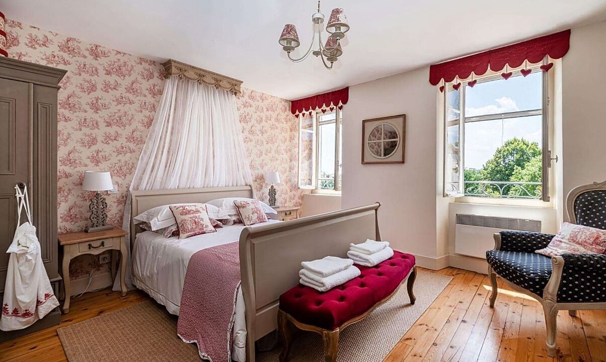 Photo of Bedroom in Mirandol-Bourgnounac