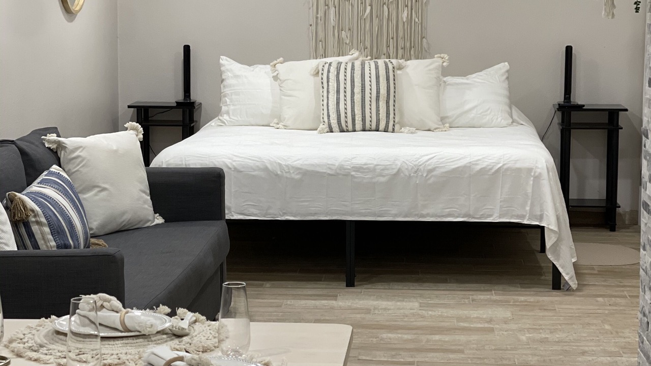 Photo of Bedroom in Eastern Division