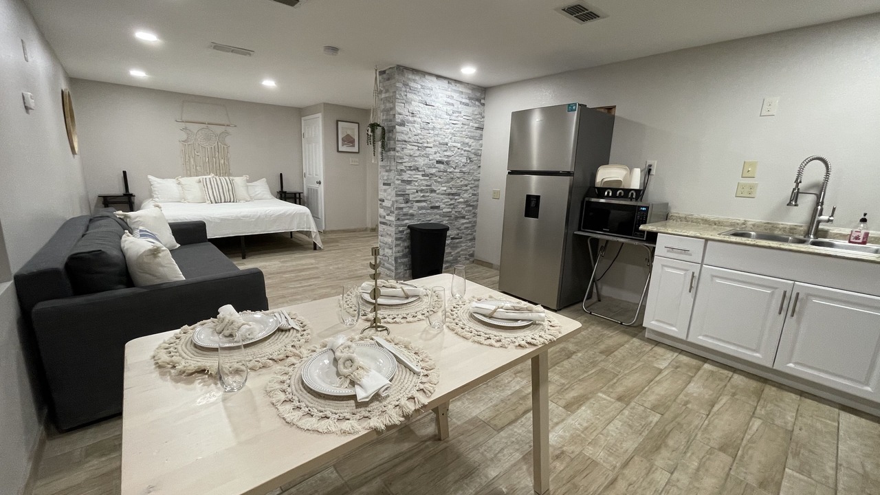 Photo of Bedroom in Eastern Division