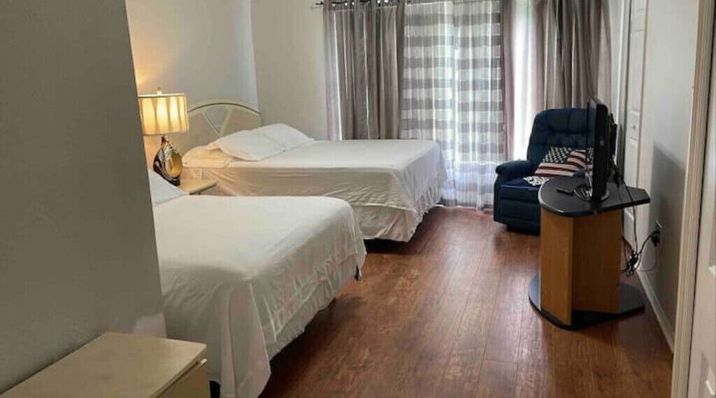 Photo of Bedroom in Meadow Pointe