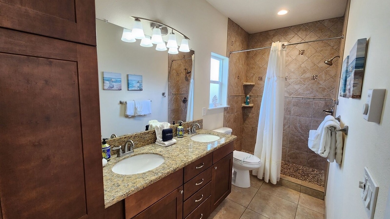 Photo of Bathroom in Ocean Shores