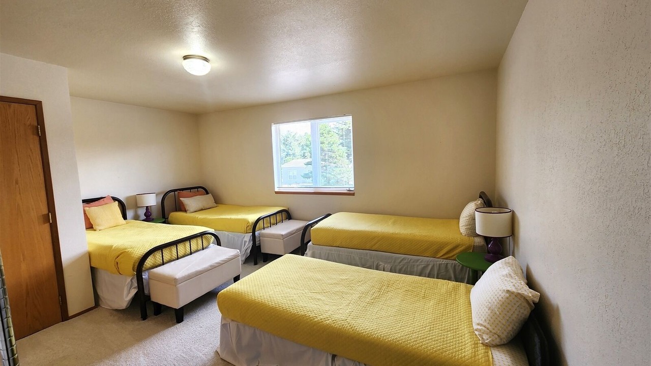 Photo of Bedroom in Copalis Beach