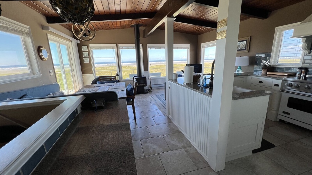 Photo of Kitchen in Moclips