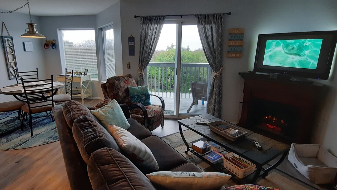Photo of Livingroom in Ocean Shores