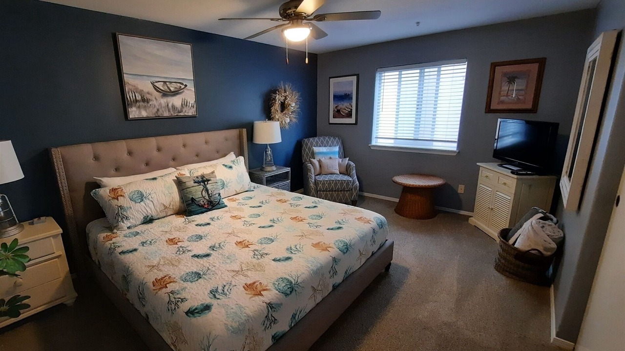 Photo of Bedroom in Ocean Shores