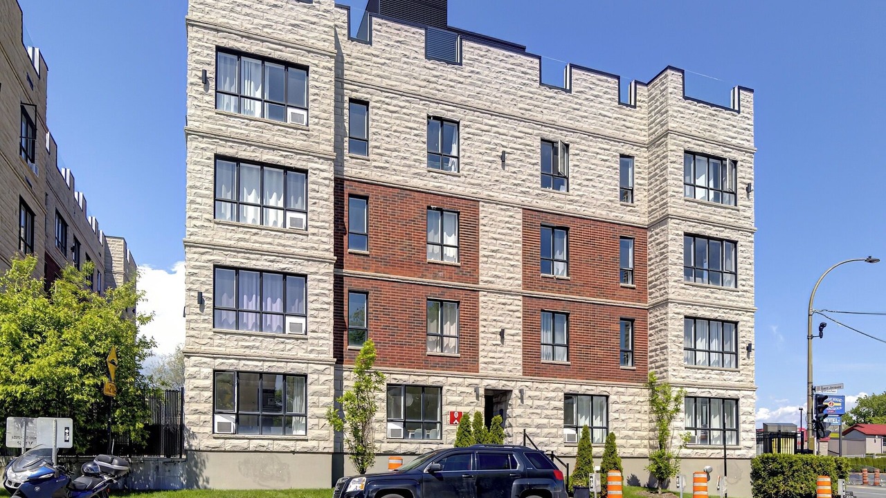 Photo of Outdoor in Cote-Des-Neiges—Notre-Dame-De-Grace