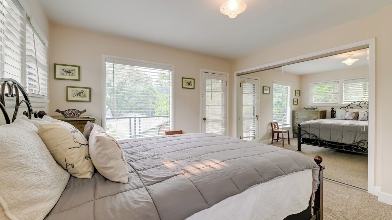 Photo of Bedroom in Grants Pass