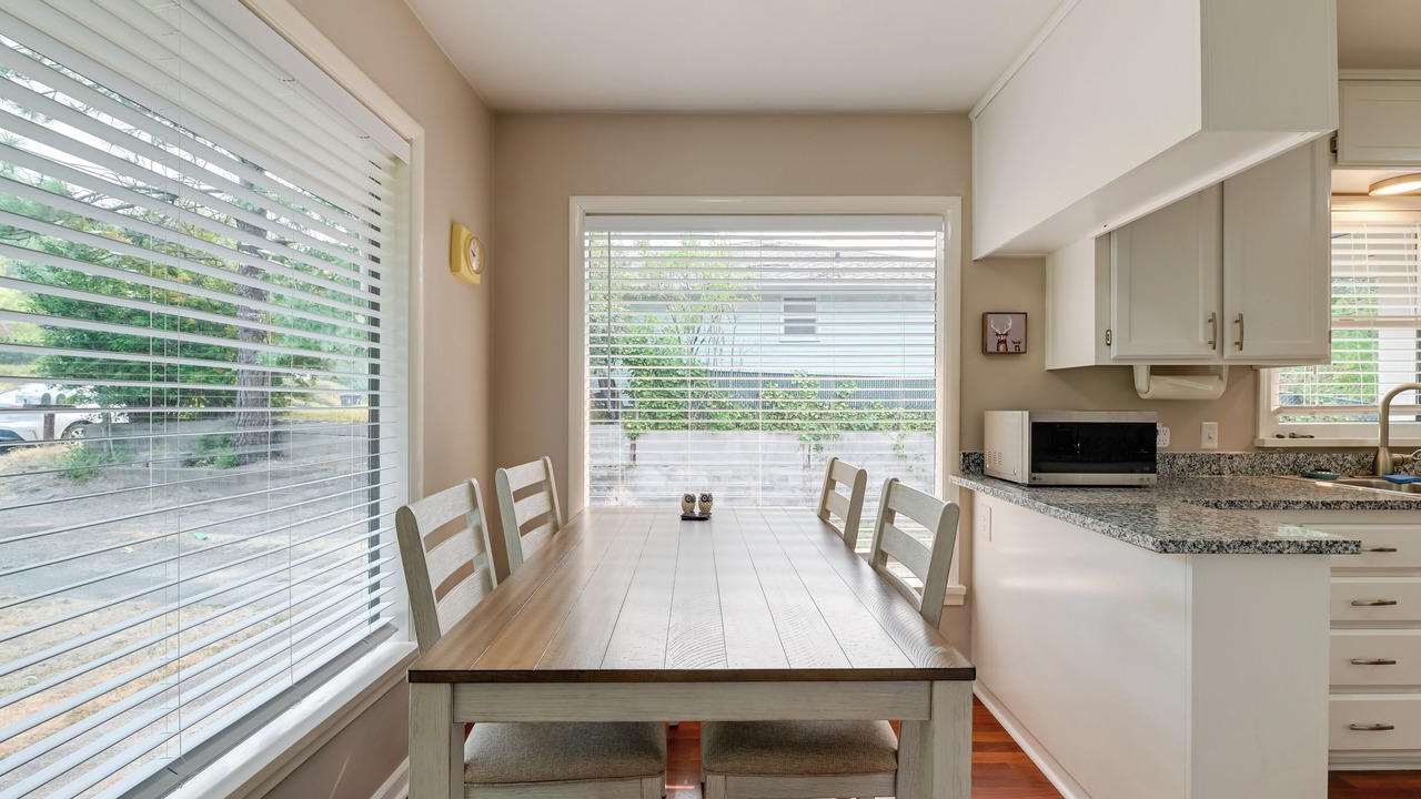 Photo of Others in Grants Pass