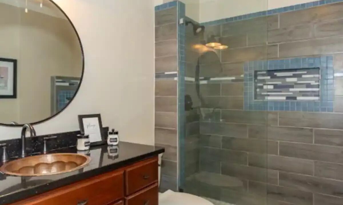 Photo of Bathroom in Pine Level