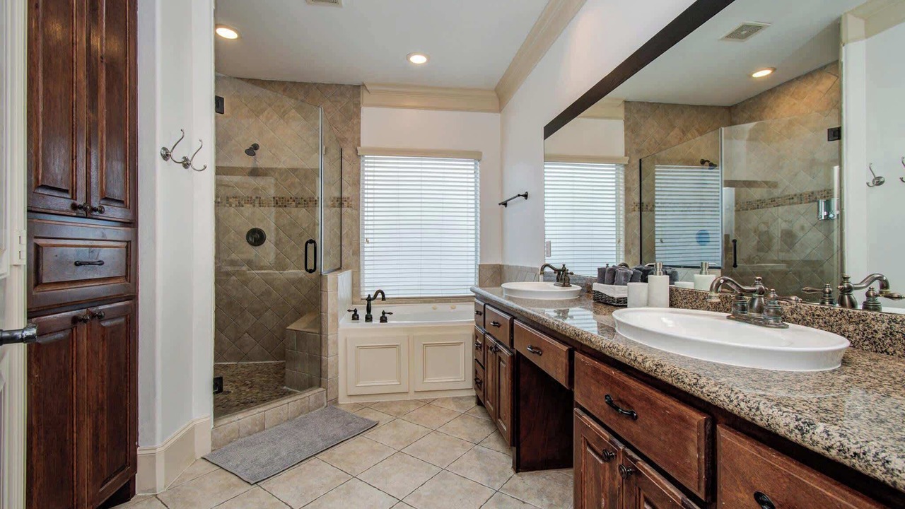 Photo of Bathroom in Greater Heights