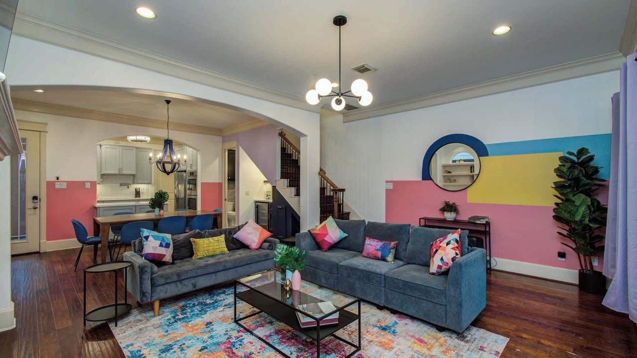 Photo of Livingroom in Greater Heights