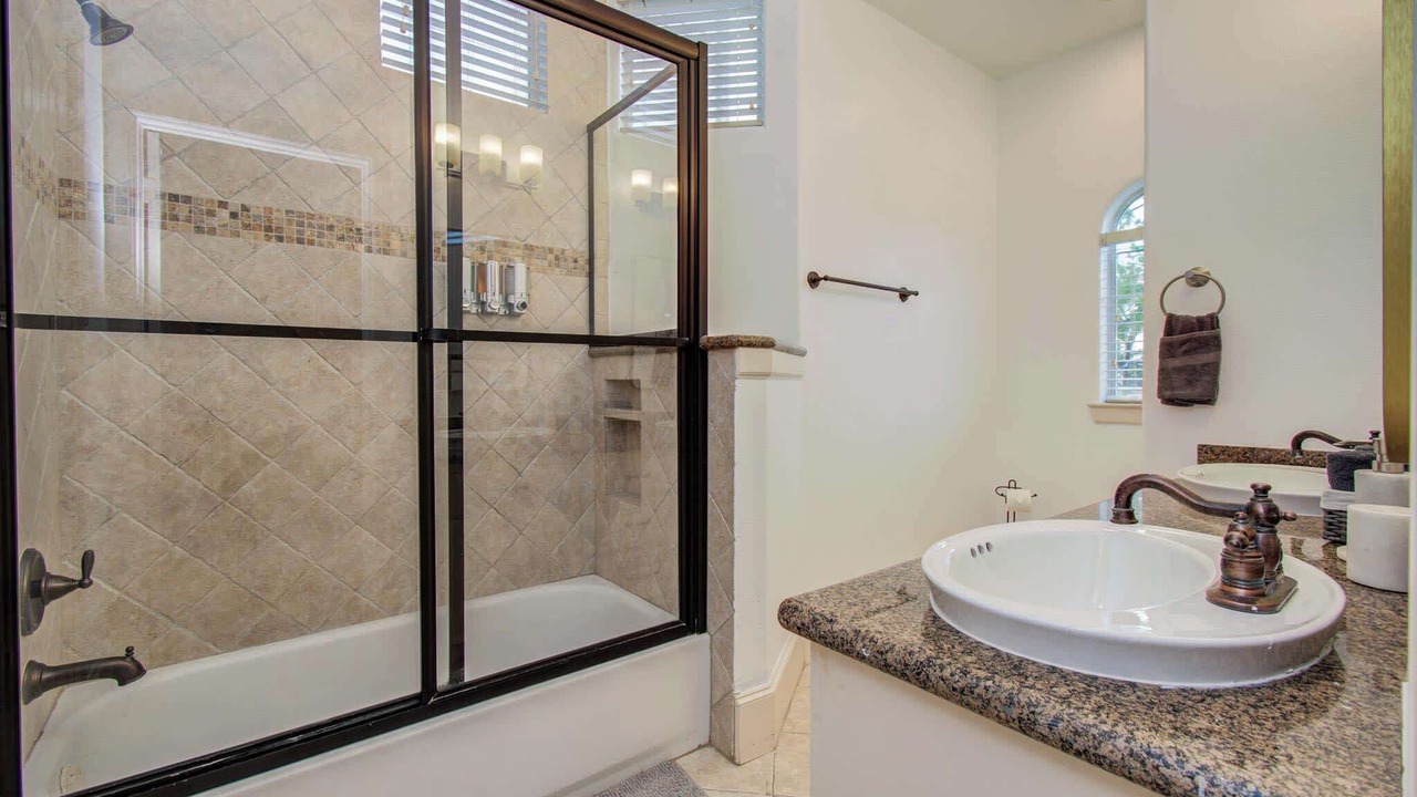 Photo of Bathroom in Greater Heights
