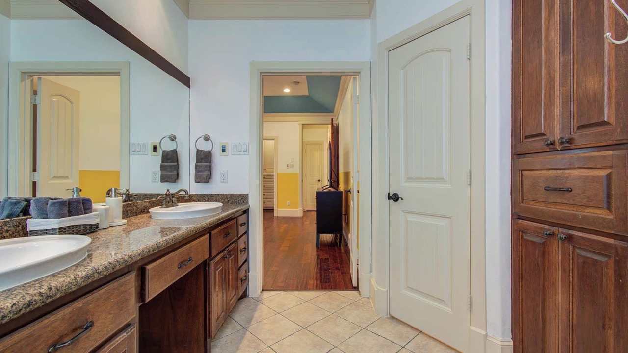 Photo of Bathroom in Greater Heights