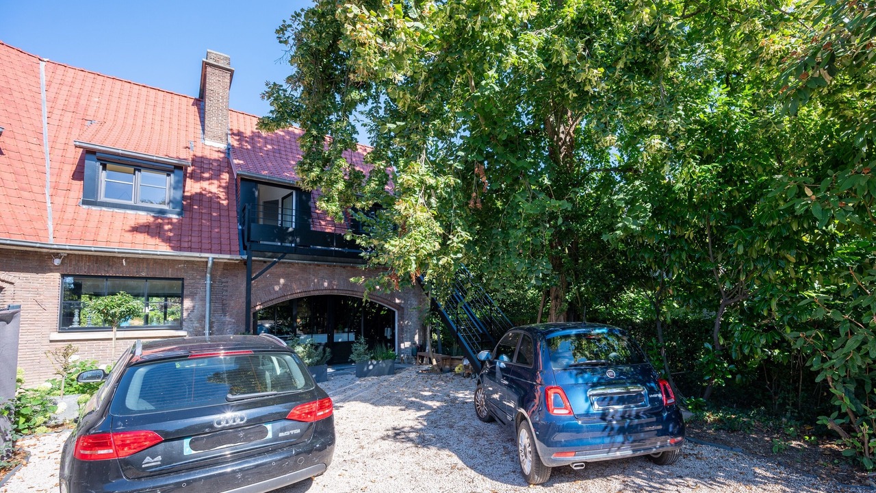 Photo of Outdoor in Hem