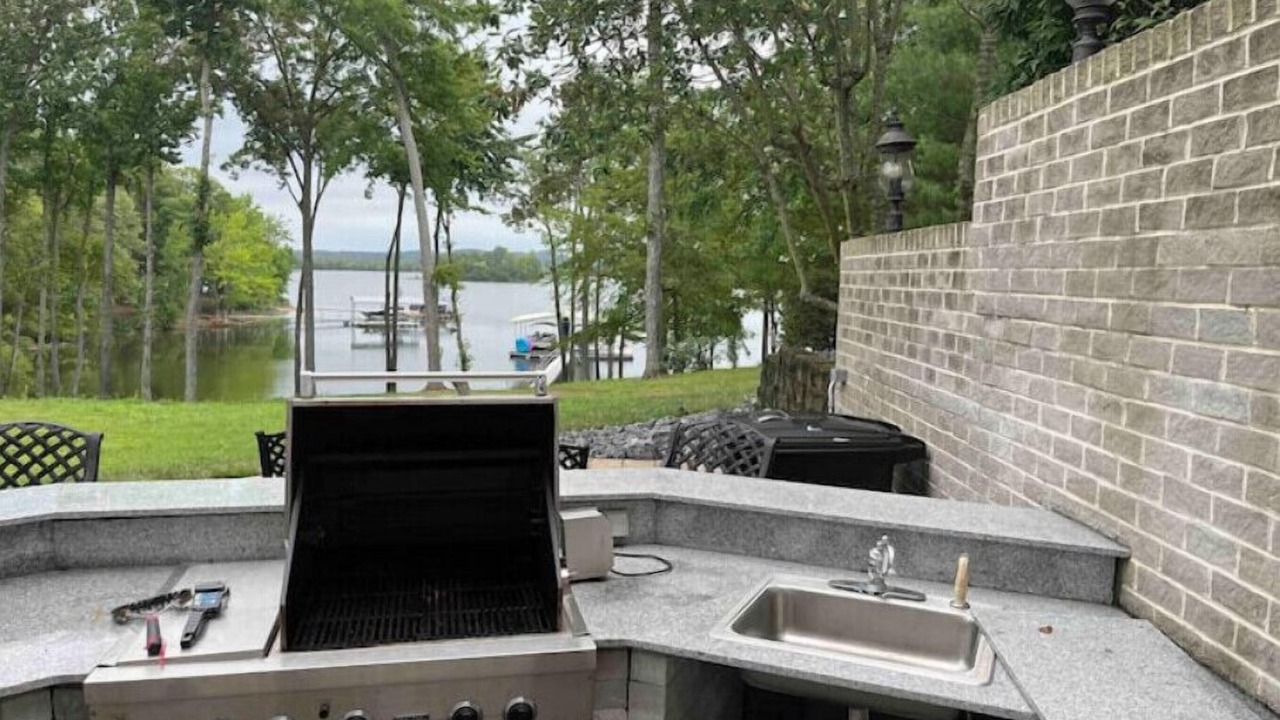 Photo of Outdoor in Benton