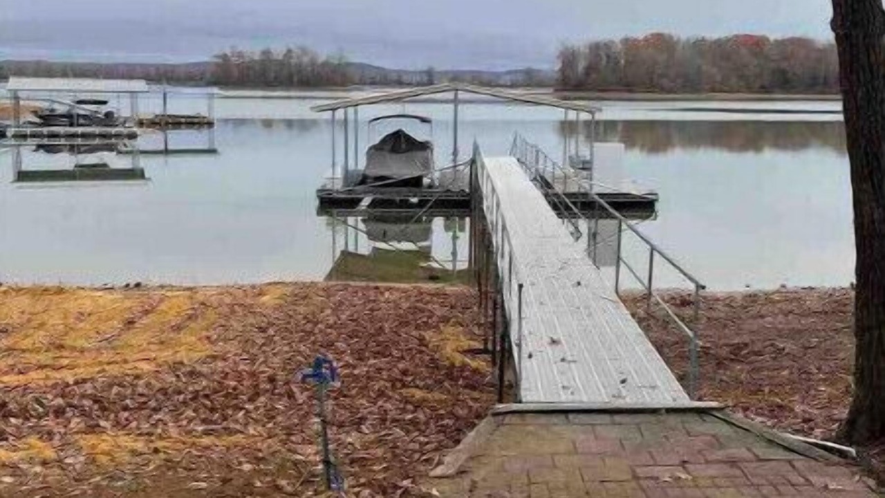Photo of Others in Benton
