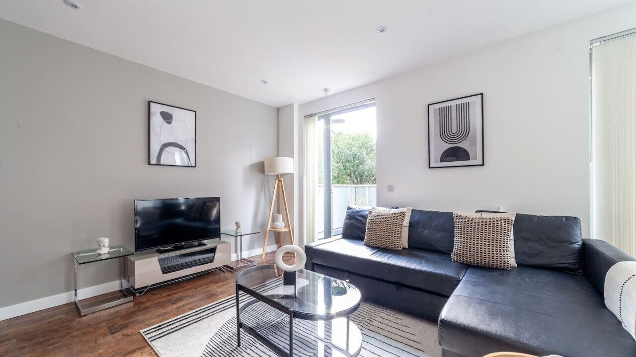 Photo of Livingroom in Bromley South