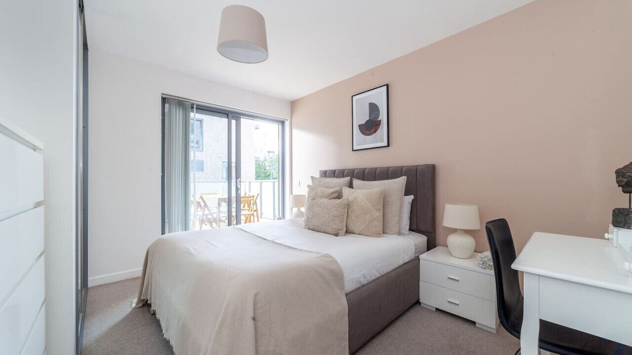 Photo of Bedroom in Bromley South