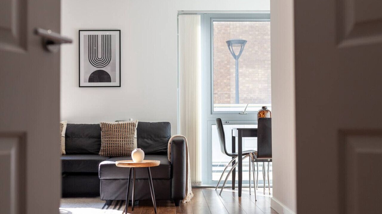 Photo of Livingroom in Bromley South