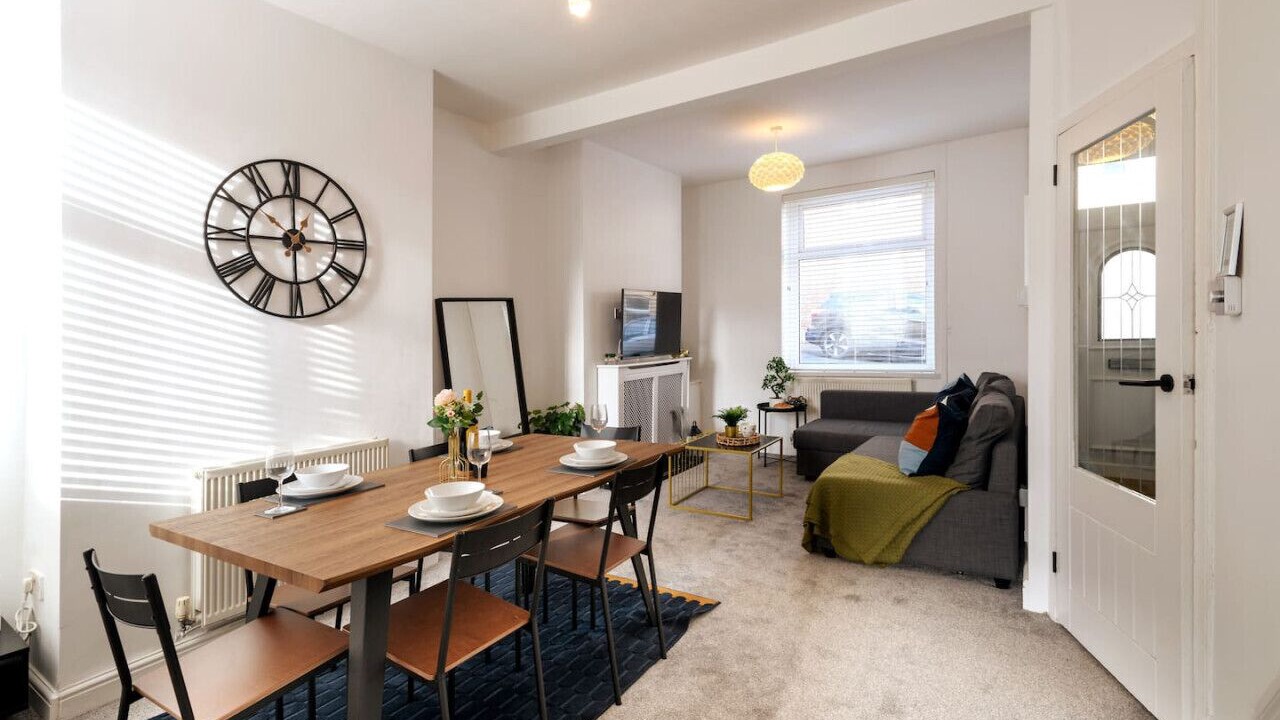 Photo of Others in Barry