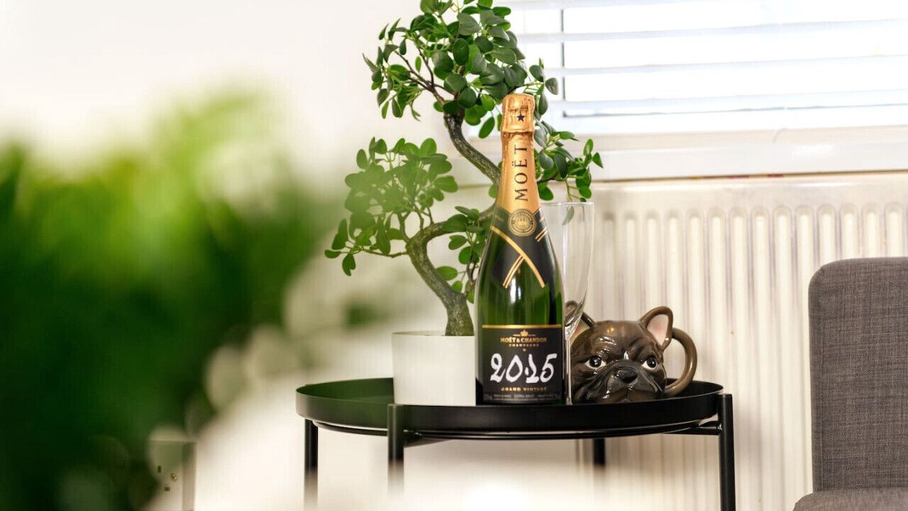 Photo of Others in Barry