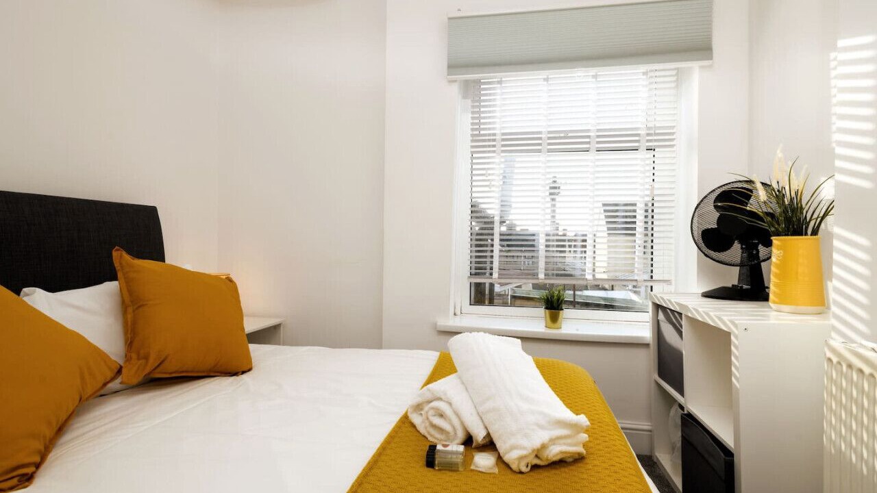 Photo of Bedroom in Barry