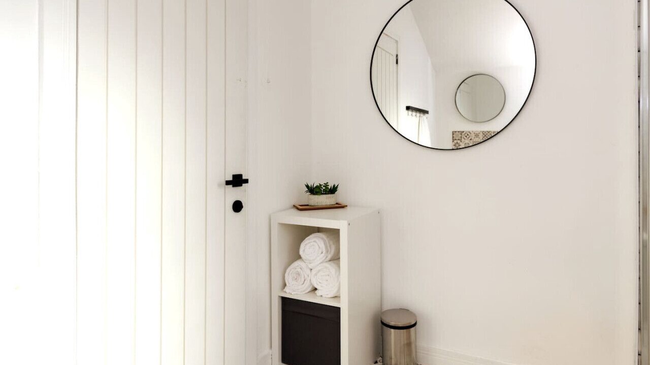 Photo of Others in Barry