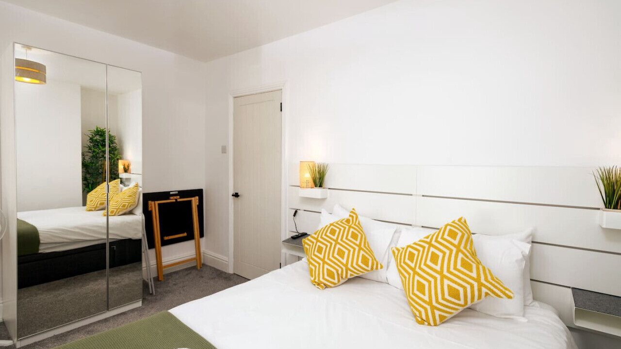 Photo of Bedroom in Barry