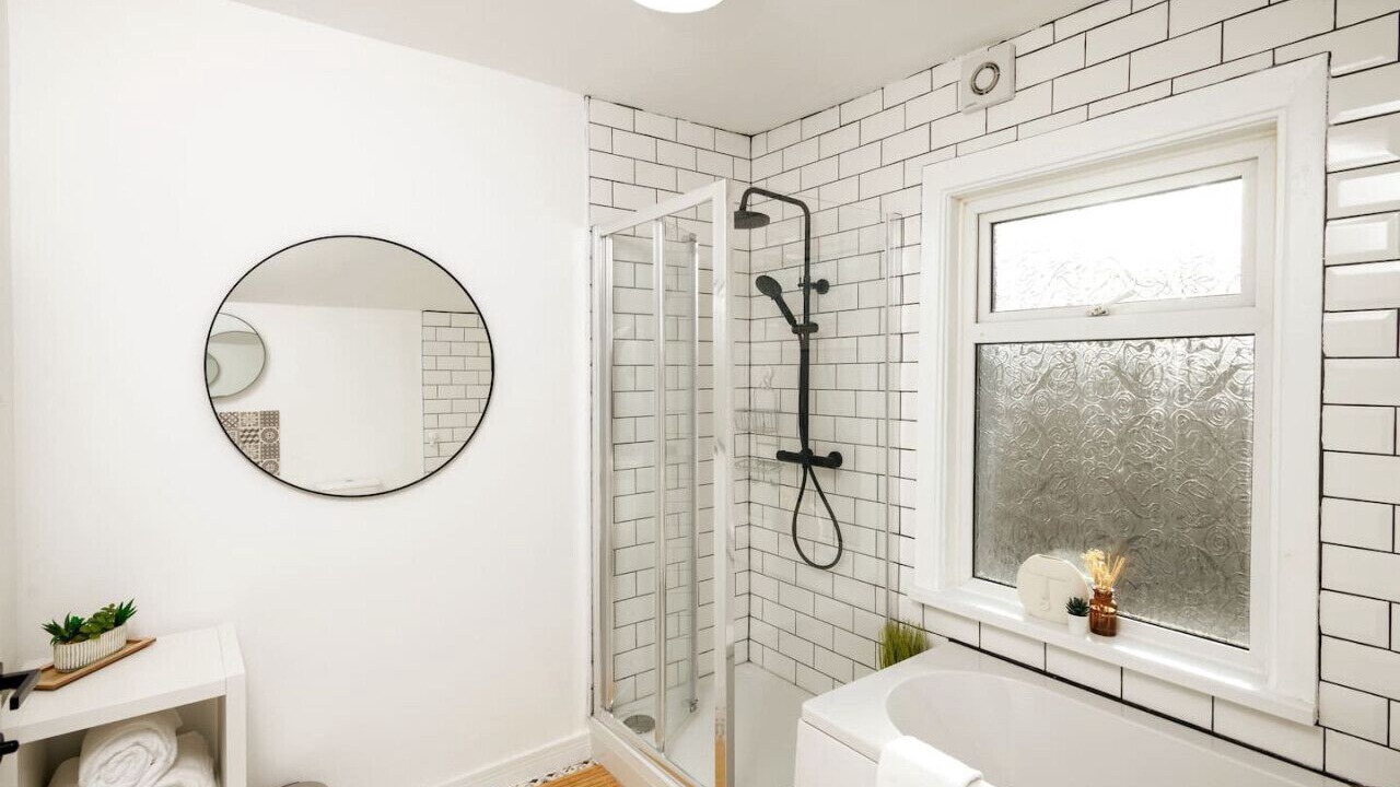 Photo of Bathroom in Barry