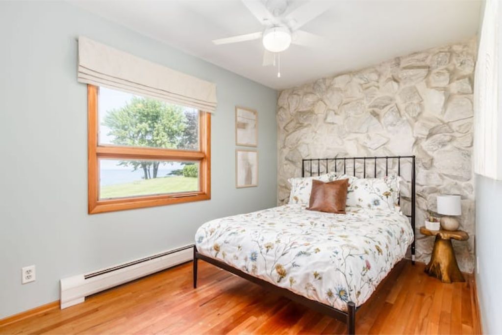Photo of Bedroom in Williamson
