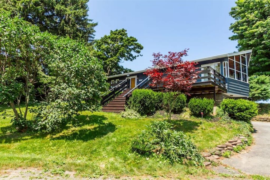 Photo of Outdoor in Williamson